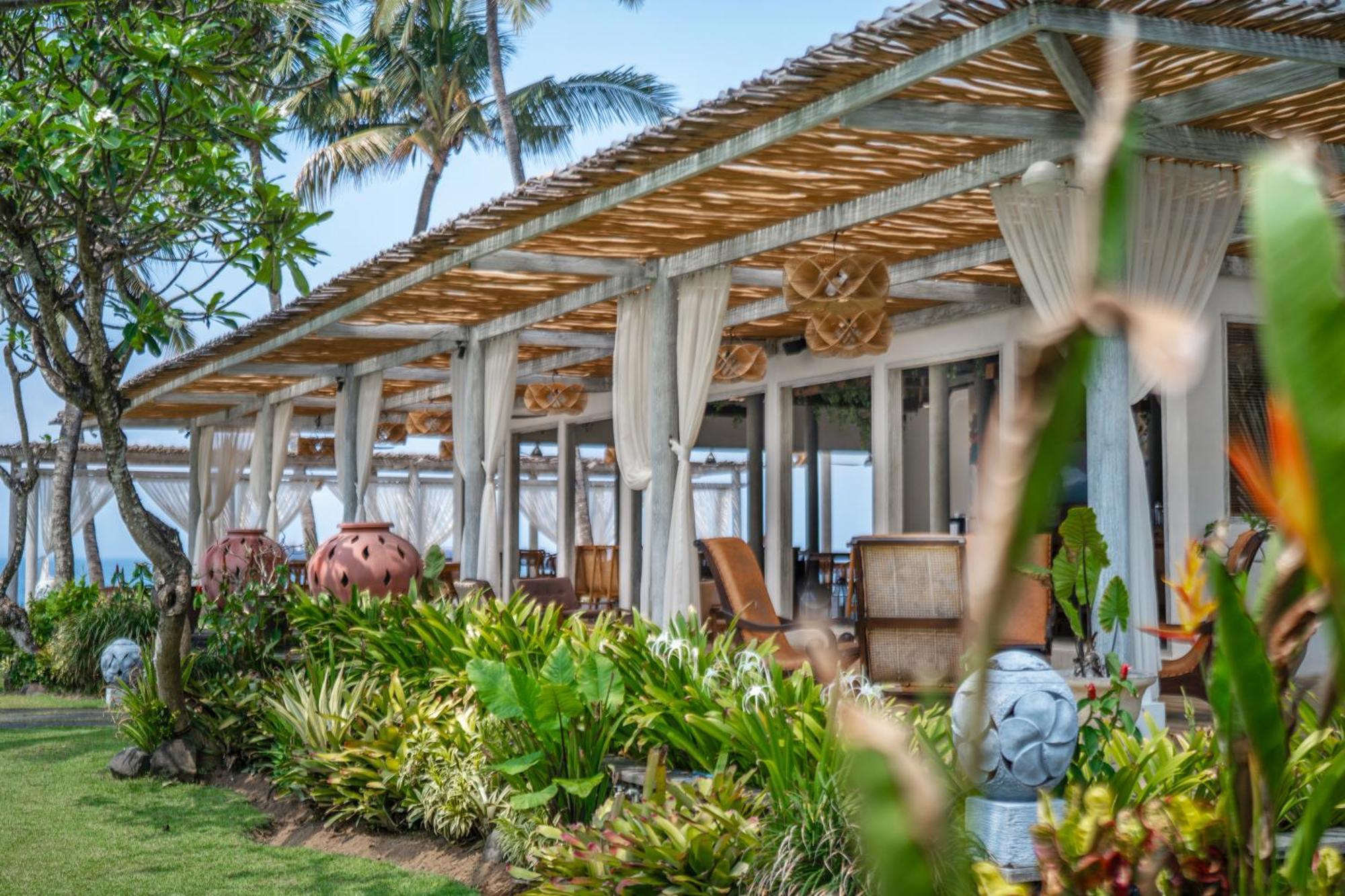 Nirwana Beach & Resort Candidasa Esterno foto The Beach Club at the InterContinental Fiji Resort