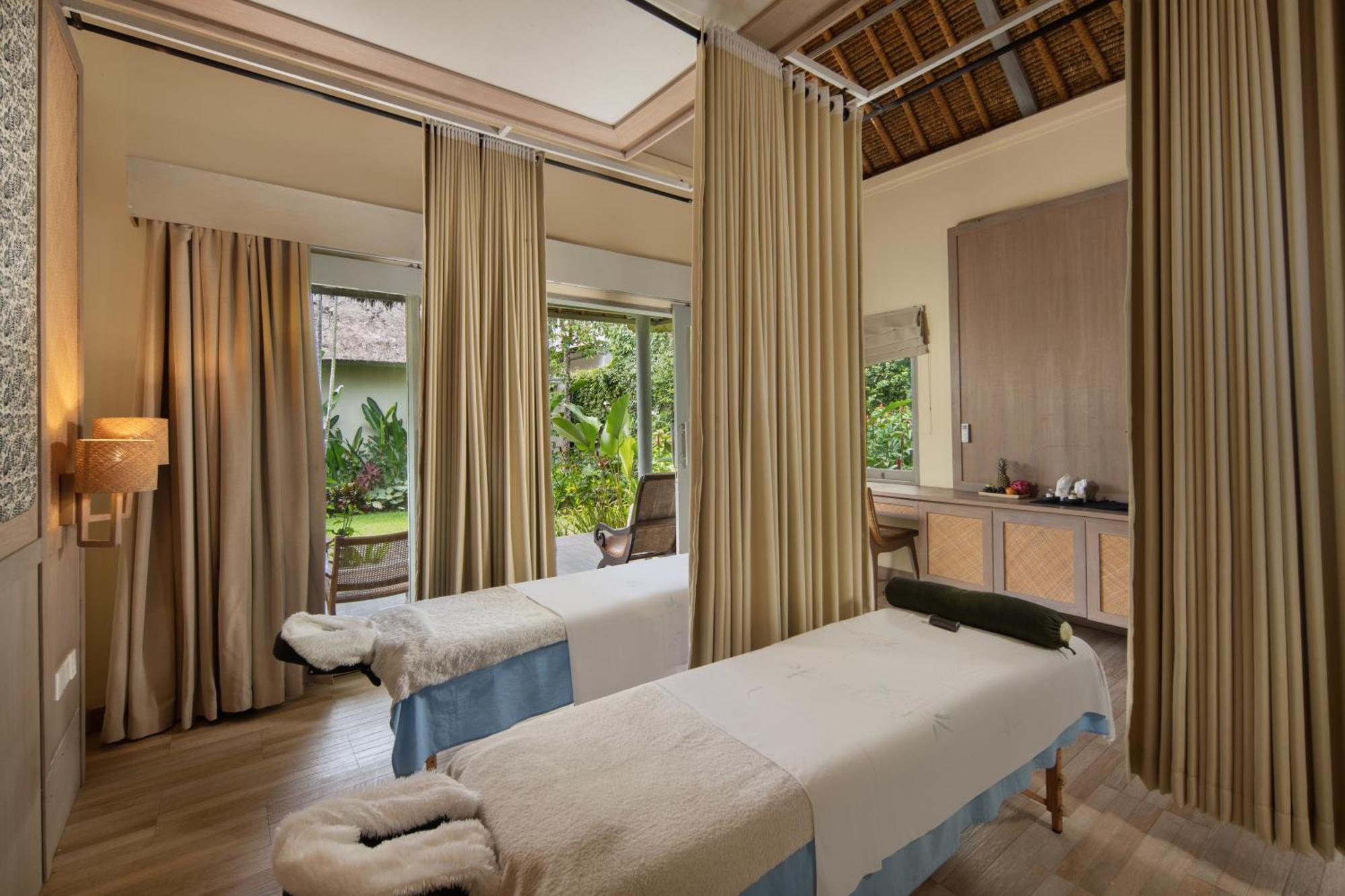 Nirwana Beach & Resort Candidasa Esterno foto